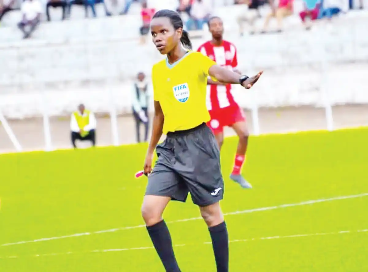 3 local refs on Caf duty