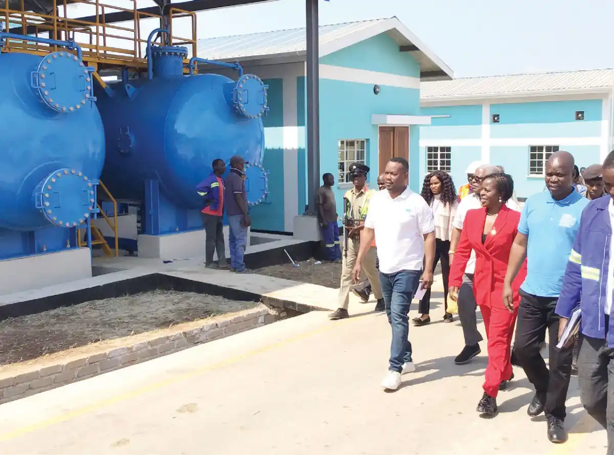 Authority given 2 weeks to act on defiant hotels