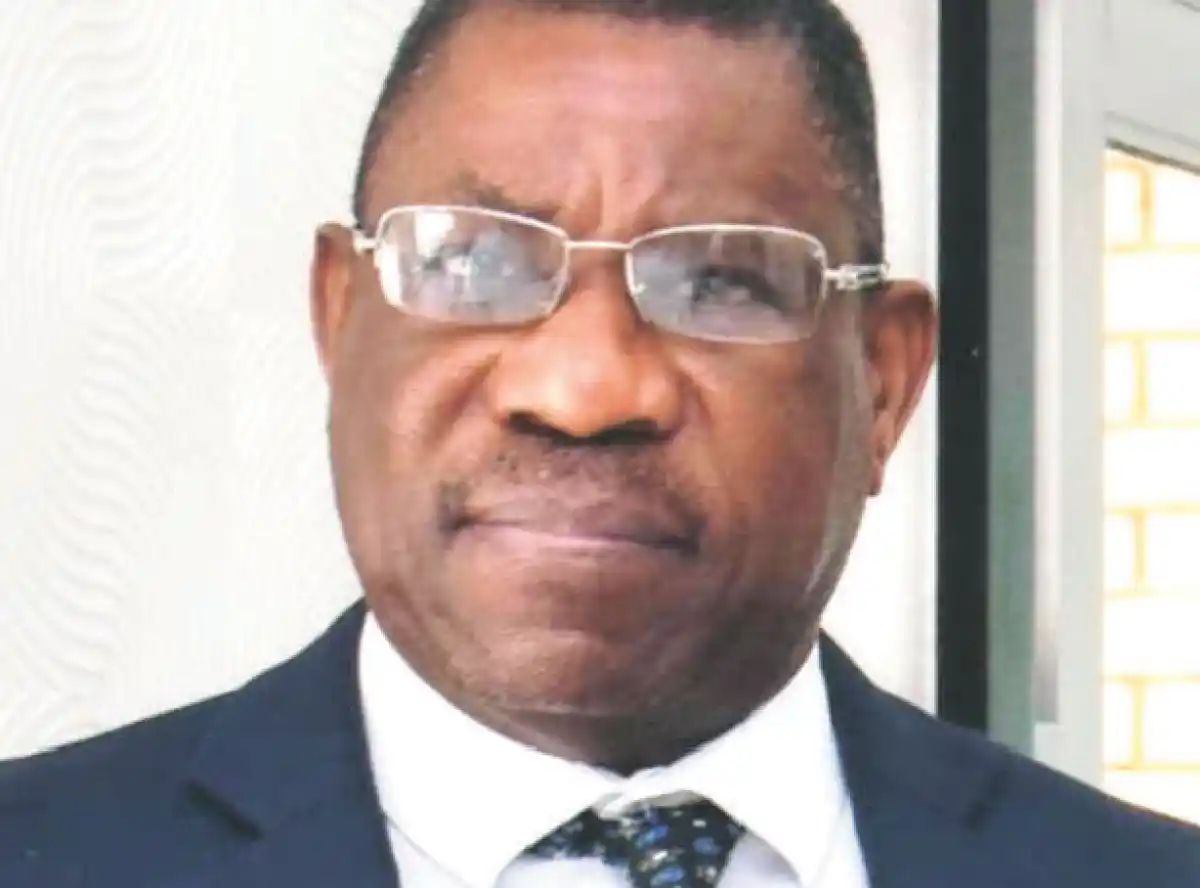 Commercial banks raise service tariffs