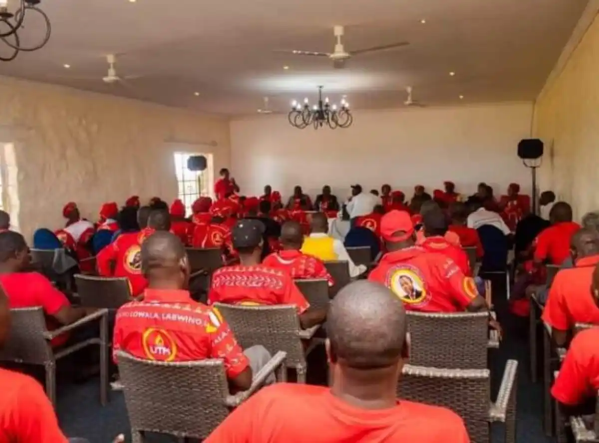 Dr. Kabambe says Malawi needs professionals as leaders…as UTM organising secretary Willet Kalonga becomes the latest to endorse him