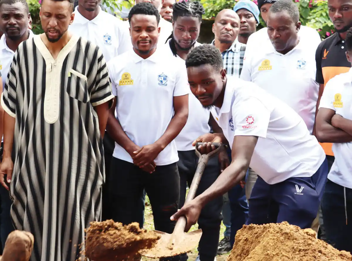 Grieving Nomads in crocodiles’ hole