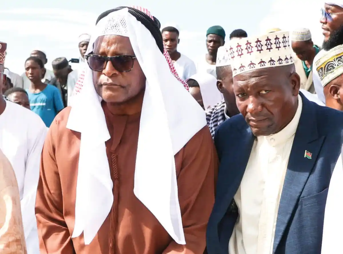 Lazarus Chakwera, others preach peace, unity at Eid ul-Fitr