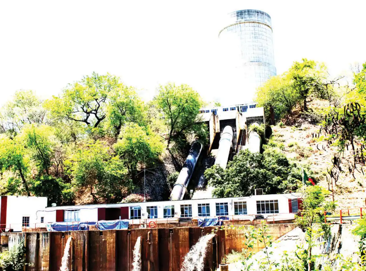 Power outages disrupt daily life