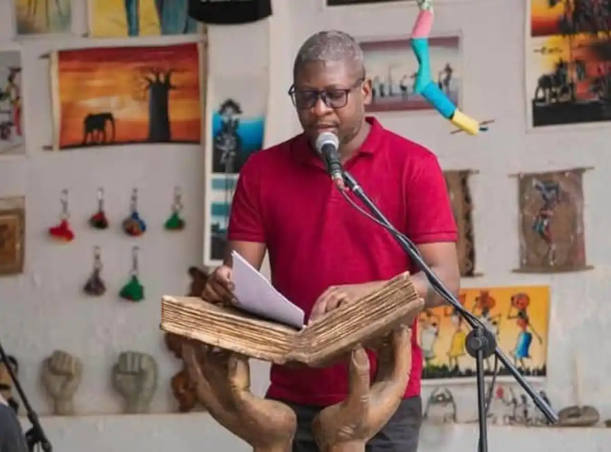 Q to release memoir in April