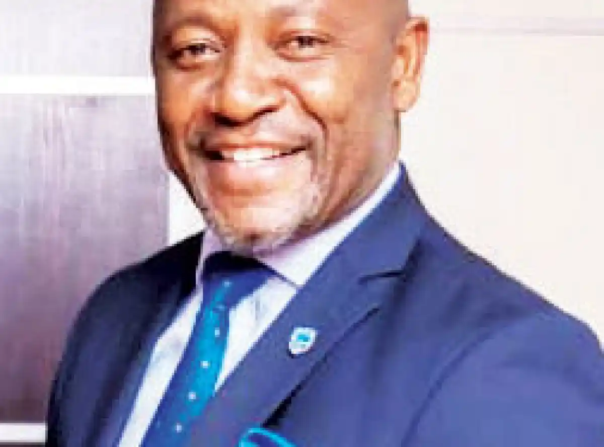 Standard Bank chief says outlook still murky