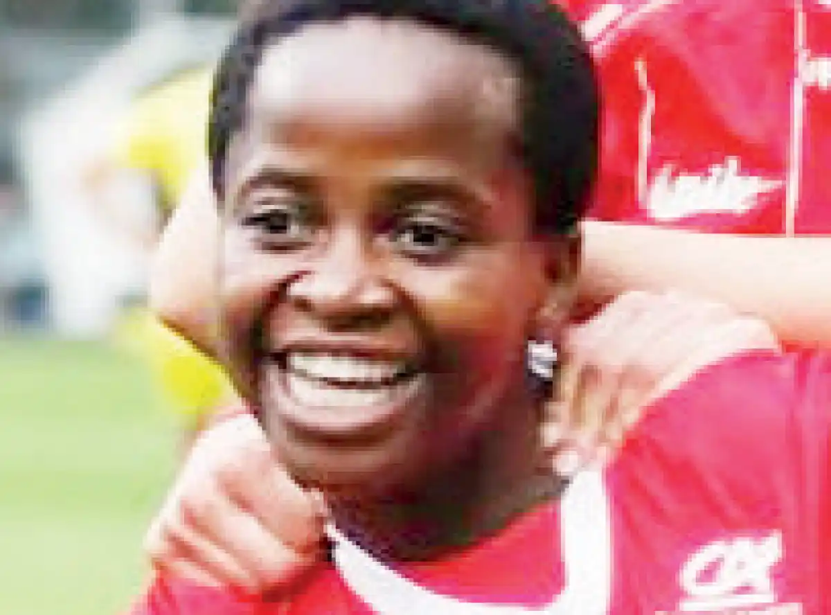 Temwa Chawinga, Rose Kabzere shine