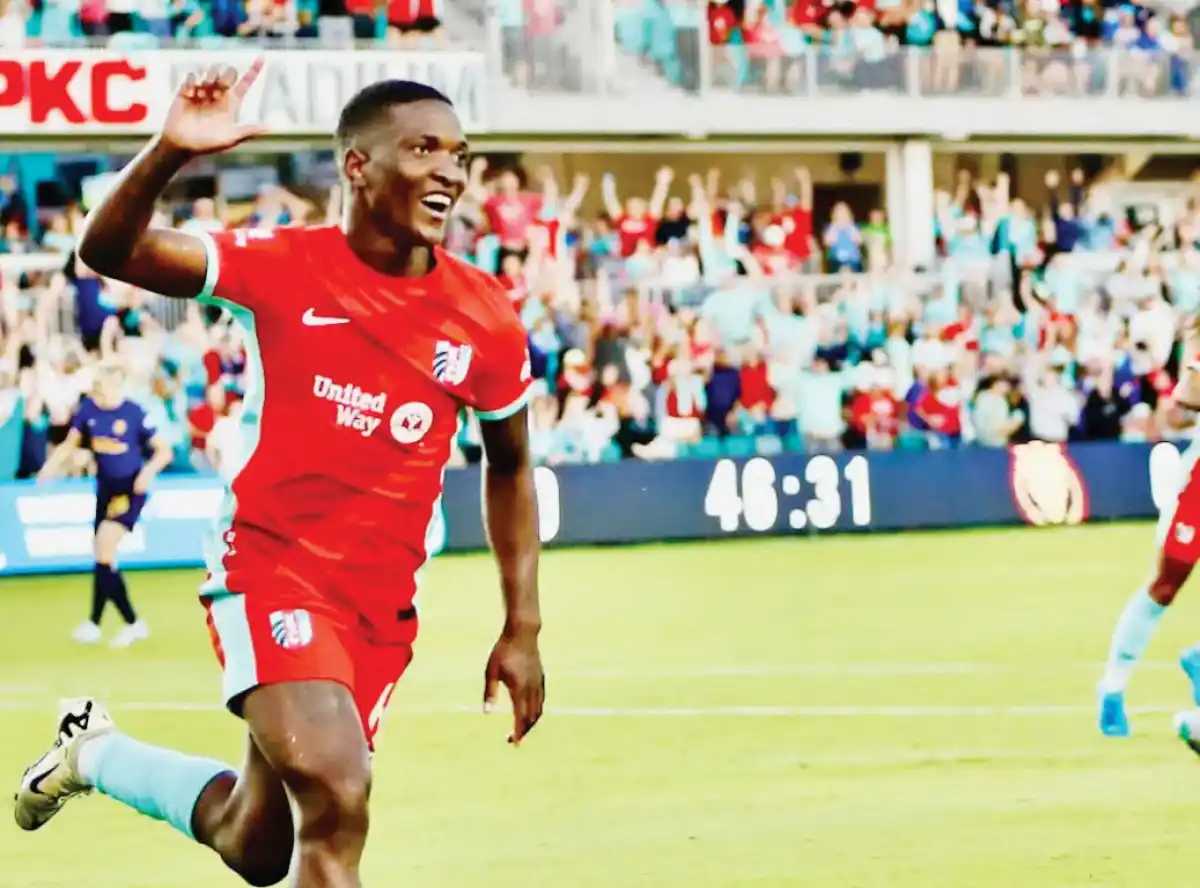 Temwa Chawinga wins Most Valuable Player in US