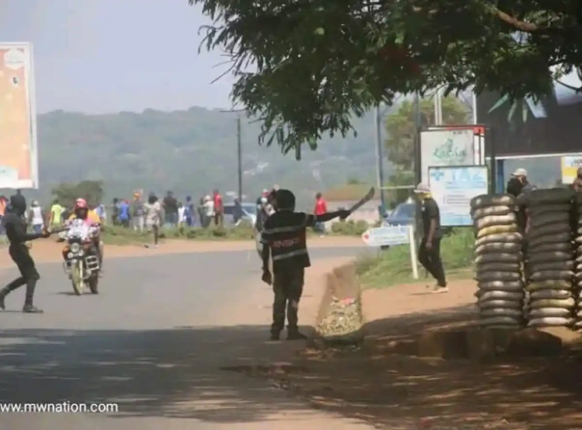 Thugs with dangerous weapons disrupt peaceful protest