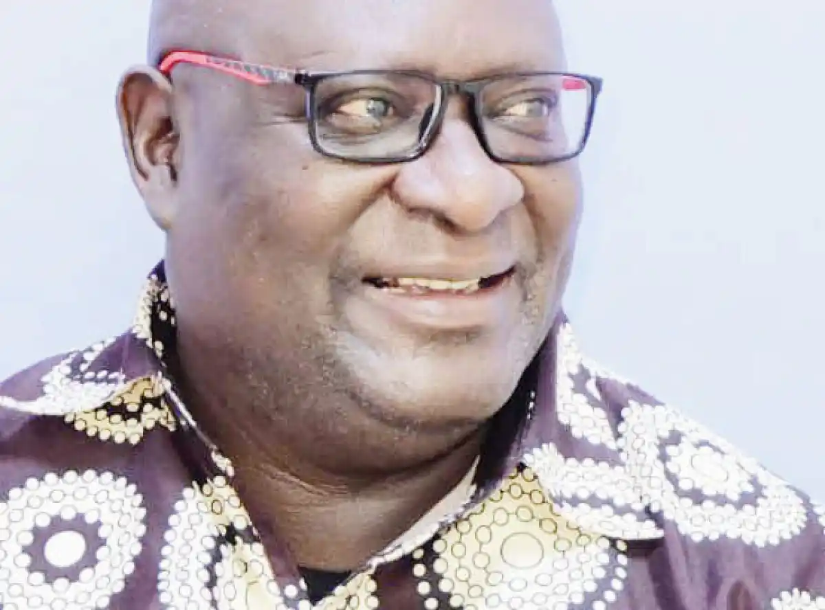 Wokomaatani speaks on Chinyanja poetry